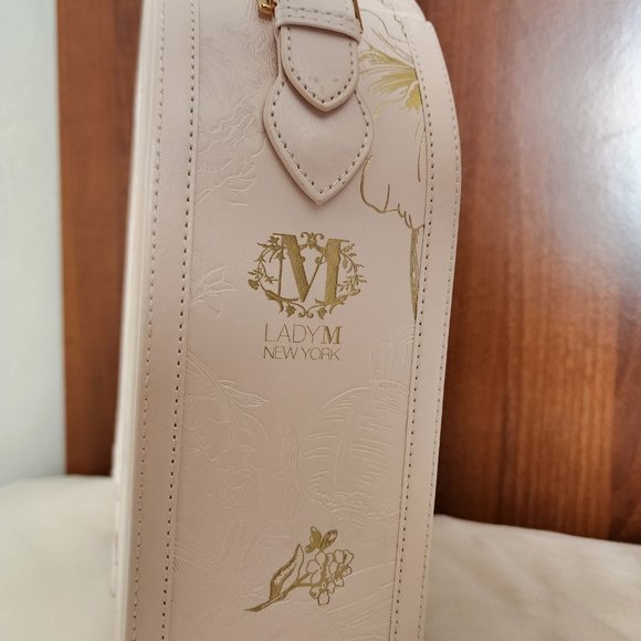 Lady M Mid - Autum Moon Festival Jewlery Box 2023 - Picture 6 of 8